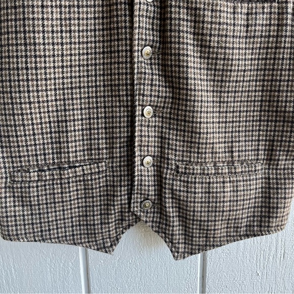 Schaefer Outfitter Laramie Wool Vest in Gun Club Houndstooth Brown Size M - Picture 5 of 10